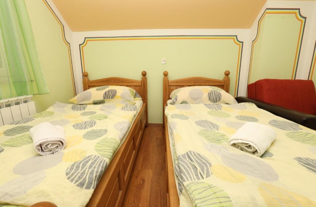 Rooms Odmaraliste Jablan Senj  Exteriör bild